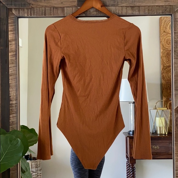 Forever 21 ribbed bodysuit - Picture 5 of 8